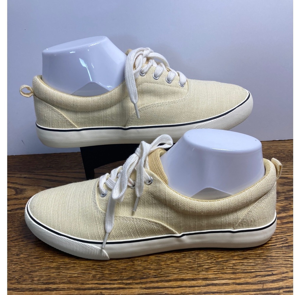 Universal Thread Womens Cream Canvas Low Top Lace Up Sneakers Size 8 096120347
